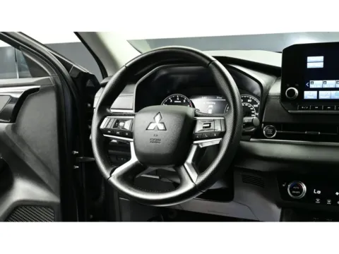 Another view of 2024 Mitsubishi Outlander SE for sale in Terre Haute, IN at Dorsett Hyundai