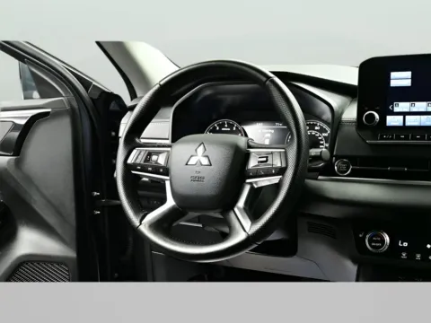 Another view of 2024 Mitsubishi Outlander SE for sale in Terre Haute, IN at Dorsett Hyundai