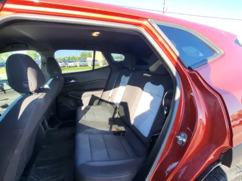 More photos of 2024 Chevrolet Trax 1RS at Dorsett Hyundai, IN