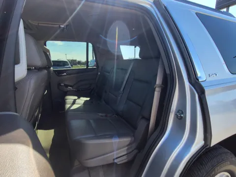 More photos of 2015 GMC Yukon 1500 SLT at Dorsett Hyundai, IN