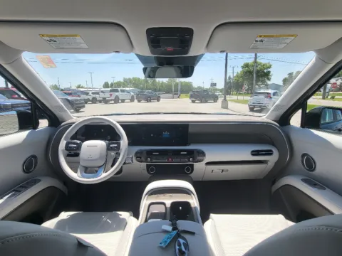 Photos of 2026 Hyundai Palisade SEL 7P for sale in Terre Haute, IN at Dorsett Hyundai