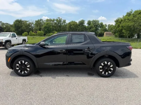 Photos of 2026 Hyundai Santa Cruz SEL for sale in Terre Haute, IN at Dorsett Hyundai