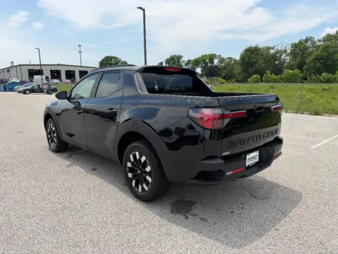 Another view of 2026 Hyundai Santa Cruz SEL for sale in Terre Haute, IN at Dorsett Hyundai