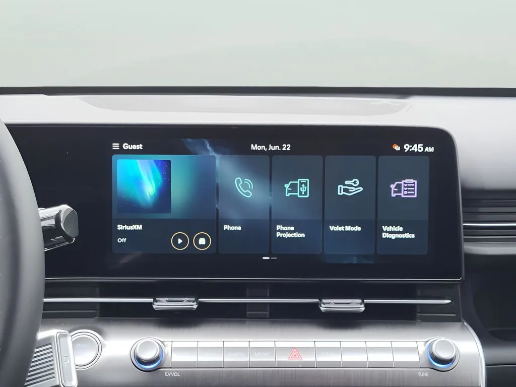 2026 Hyundai Kona SEL Premium - Photo 11