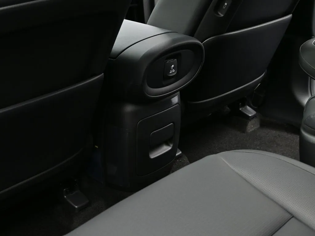 2026 Hyundai Palisade XRT Pro - Photo 18