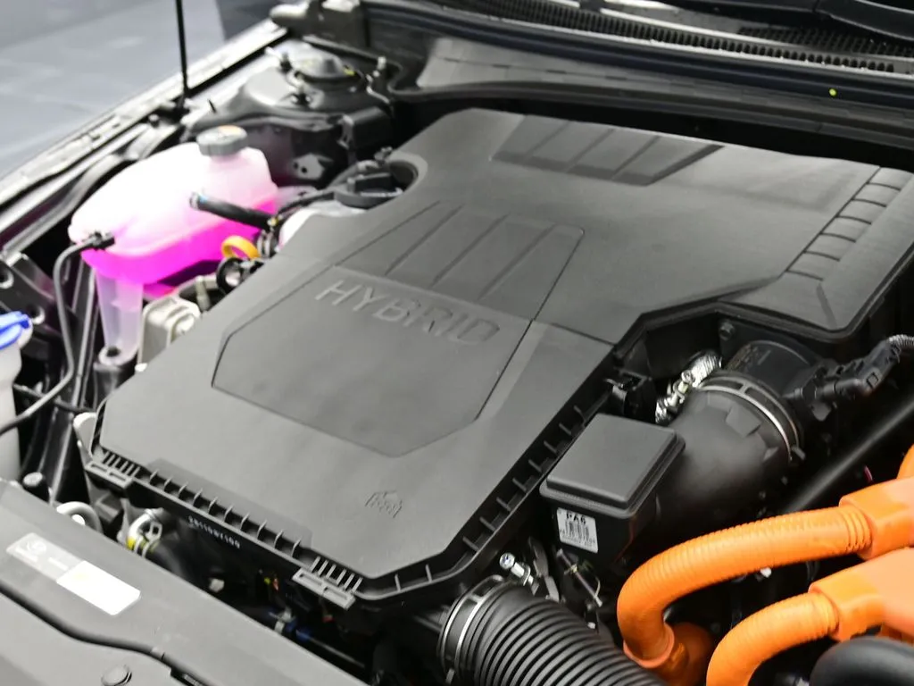 2026 Hyundai Elantra Blue - Photo 18