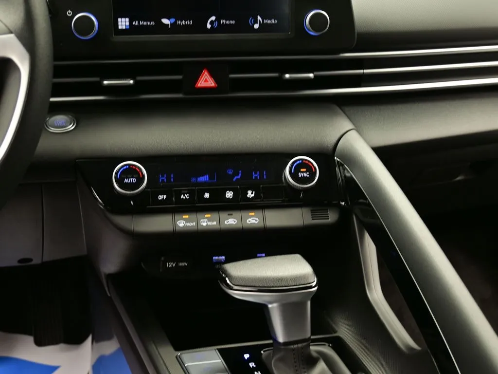 2026 Hyundai Elantra Blue - Photo 8