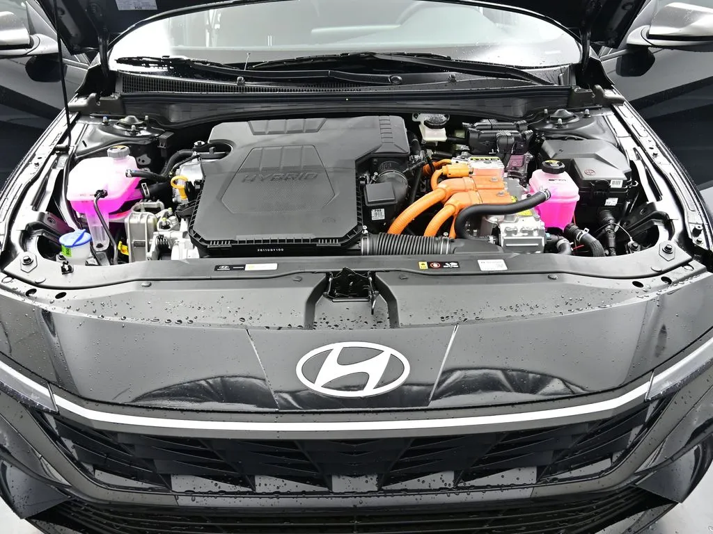 2026 Hyundai Elantra Blue - Photo 17
