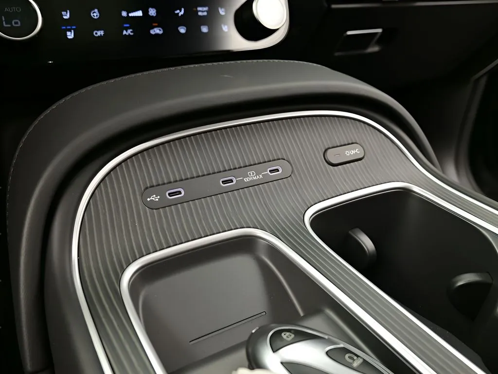 2026 Hyundai Palisade Calligraphy - Photo 11