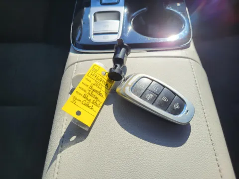 Another view of 2023 Hyundai Tucson Hybrid Blue for sale in Terre Haute, IN at Dorsett Hyundai