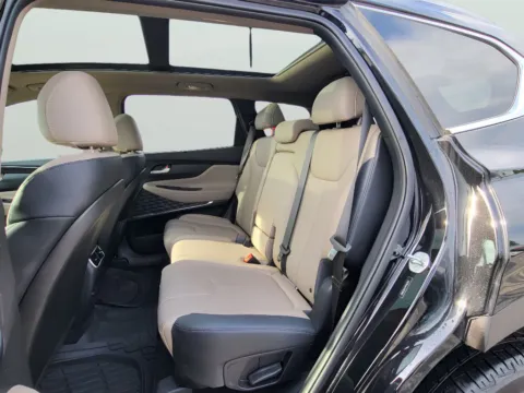 More photos of 2023 Hyundai Santa Fe SEL at Dorsett Hyundai, IN