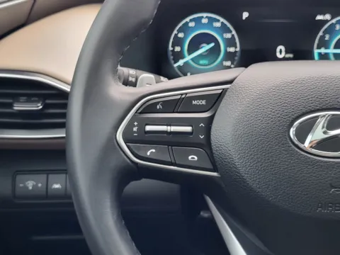 More photos of 2023 Hyundai Santa Fe SEL at Dorsett Hyundai, IN