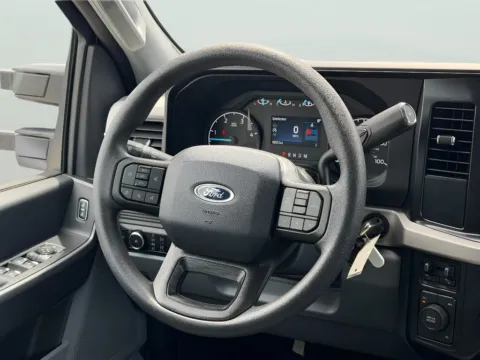 More photos of 2026 Ford F-350 Super Duty XLT at Dorsett Hyundai, IN