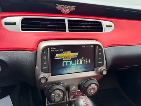More photos of 2015 Chevrolet Camaro SS at Dorsett Hyundai, IN