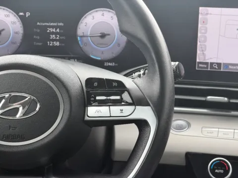 More photos of 2023 Hyundai Elantra Limited at Dorsett Hyundai, IN
