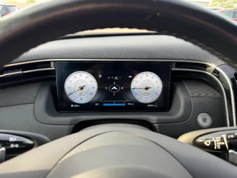 Another view of 2024 Hyundai Santa Cruz Limited for sale in Terre Haute, IN at Dorsett Hyundai