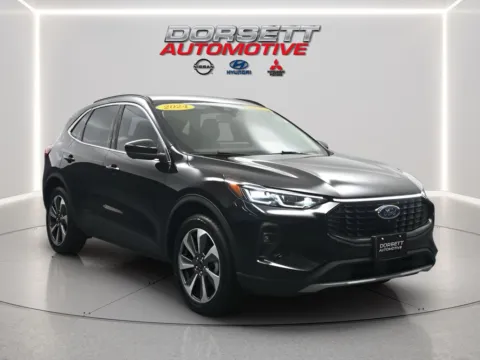 More photos of 2024 Ford Escape Platinum at Dorsett Hyundai, IN