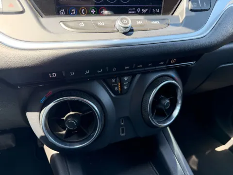 More photos of 2021 Chevrolet Blazer LT at Dorsett Hyundai, IN