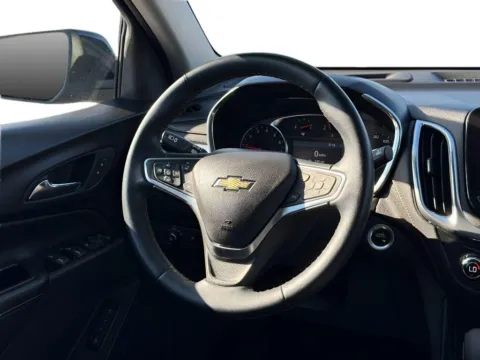 More photos of 2023 Chevrolet Equinox Premier at Dorsett Hyundai, IN