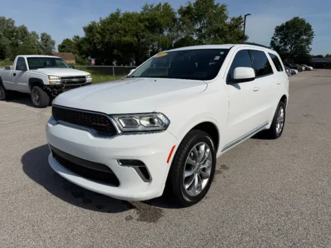 White 2022 Dodge Durango SXT for sale in Terre Haute, IN