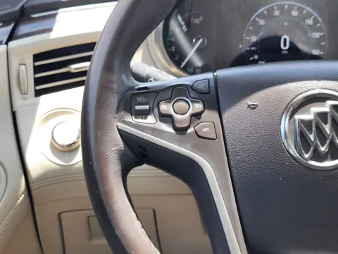 More photos of 2014 Buick LaCrosse Leather at Dorsett Hyundai, IN