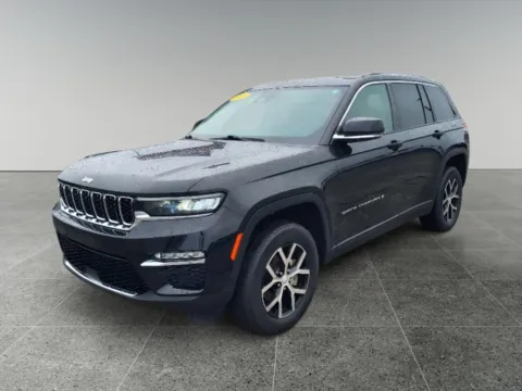Black 2023 Jeep Grand Cherokee Limited for sale in Terre Haute, IN