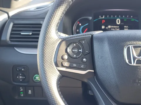More photos of 2019 Honda Passport EX-L at Dorsett Hyundai, IN