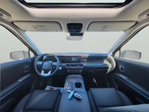 Photos of 2026 Hyundai Palisade Hybrid SEL Premium 7P for sale in Terre Haute, IN at Dorsett Hyundai