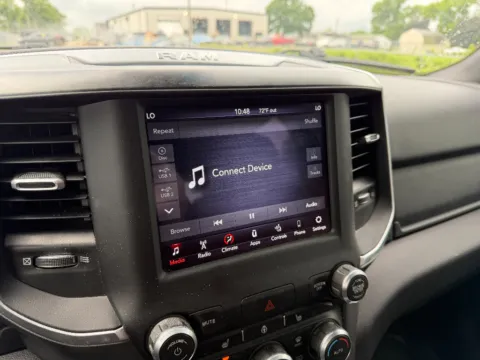 More photos of 2019 Ram 1500 Big Horn/Lone Star at Dorsett Hyundai, IN