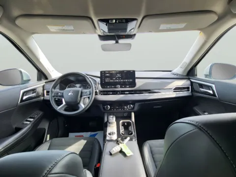 Photos of 2025 Mitsubishi Outlander SE for sale in Terre Haute, IN at Dorsett Hyundai