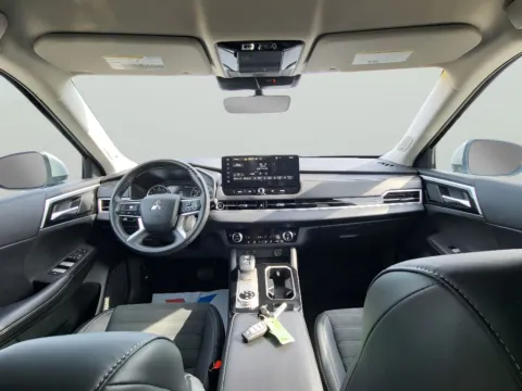 Photos of 2025 Mitsubishi Outlander SE for sale in Terre Haute, IN at Dorsett Hyundai