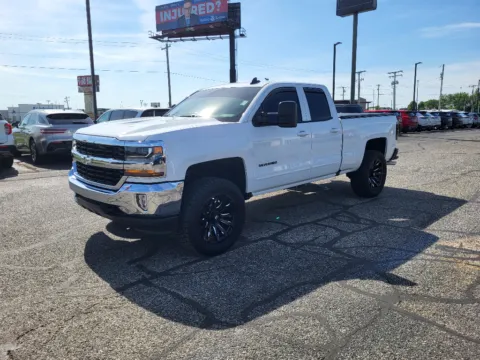 White 2016 Chevrolet Silverado 1500 LT for sale in Terre Haute, IN