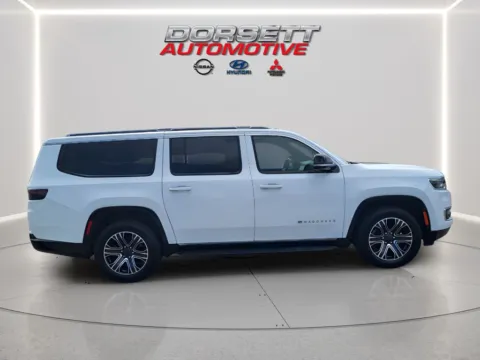More photos of 2024 Jeep Wagoneer L Series II at Dorsett Hyundai, IN