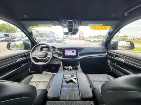 Photos of 2024 Jeep Wagoneer L Series II for sale in Terre Haute, IN at Dorsett Hyundai