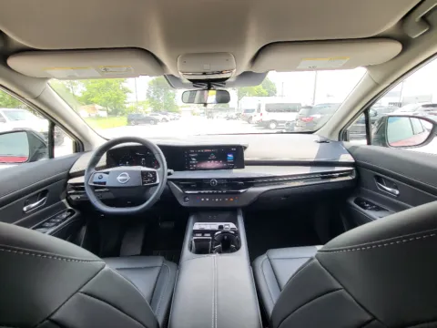 Photos of 2025 Nissan Murano SV for sale in Terre Haute, IN at Dorsett Hyundai