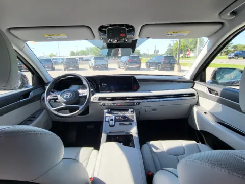 Photos of 2024 Hyundai Palisade SEL 7P for sale in Terre Haute, IN at Dorsett Hyundai