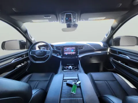 Photos of 2024 Jeep Wagoneer Series III for sale in Terre Haute, IN at Dorsett Hyundai