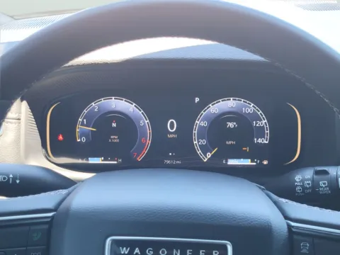 More photos of 2024 Jeep Wagoneer Series III at Dorsett Hyundai, IN