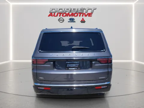 More photos of 2024 Jeep Wagoneer Series III at Dorsett Hyundai, IN
