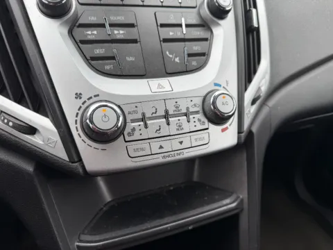 More photos of 2017 GMC Terrain SLT at Dorsett Hyundai, IN