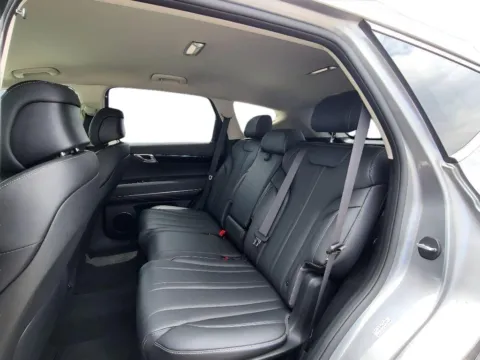 More photos of 2025 Genesis GV80 2.5T Standard at Dorsett Hyundai, IN