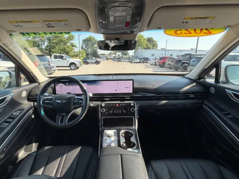 Photos of 2025 Genesis GV80 2.5T Standard for sale in Terre Haute, IN at Dorsett Hyundai