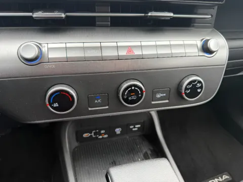 More photos of 2024 Hyundai Kona SE at Dorsett Hyundai, IN