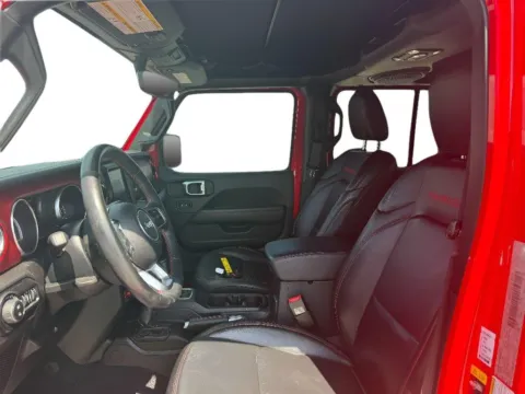 Photos of 2020 Jeep Gladiator Rubicon for sale in Terre Haute, IN at Dorsett Hyundai