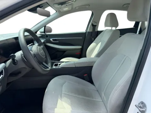 Photos of 2024 Hyundai Sonata SEL for sale in Terre Haute, IN at Dorsett Hyundai