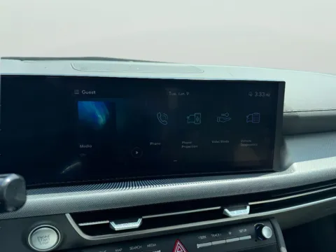 More photos of 2024 Hyundai Sonata SEL at Dorsett Hyundai, IN