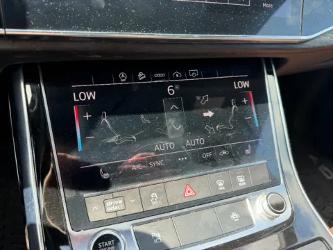 More photos of 2021 Audi Q7 Premium Plus at Dorsett Hyundai, IN