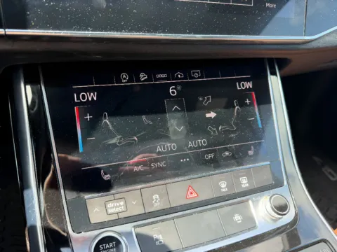 More photos of 2021 Audi Q7 Premium Plus at Dorsett Hyundai, IN