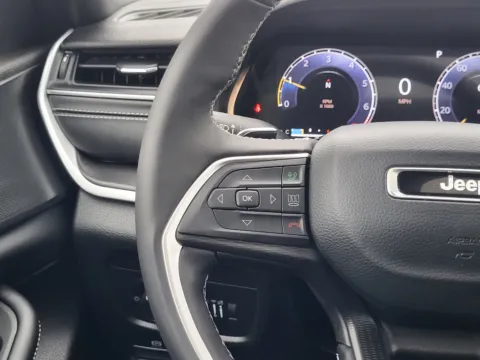More photos of 2025 Jeep Grand Cherokee L Altitude X at Dorsett Hyundai, IN