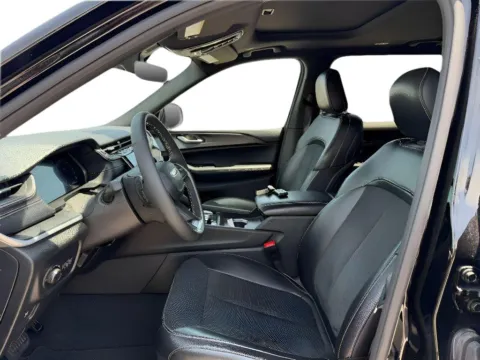 Photos of 2025 Jeep Grand Cherokee L Altitude X for sale in Terre Haute, IN at Dorsett Hyundai